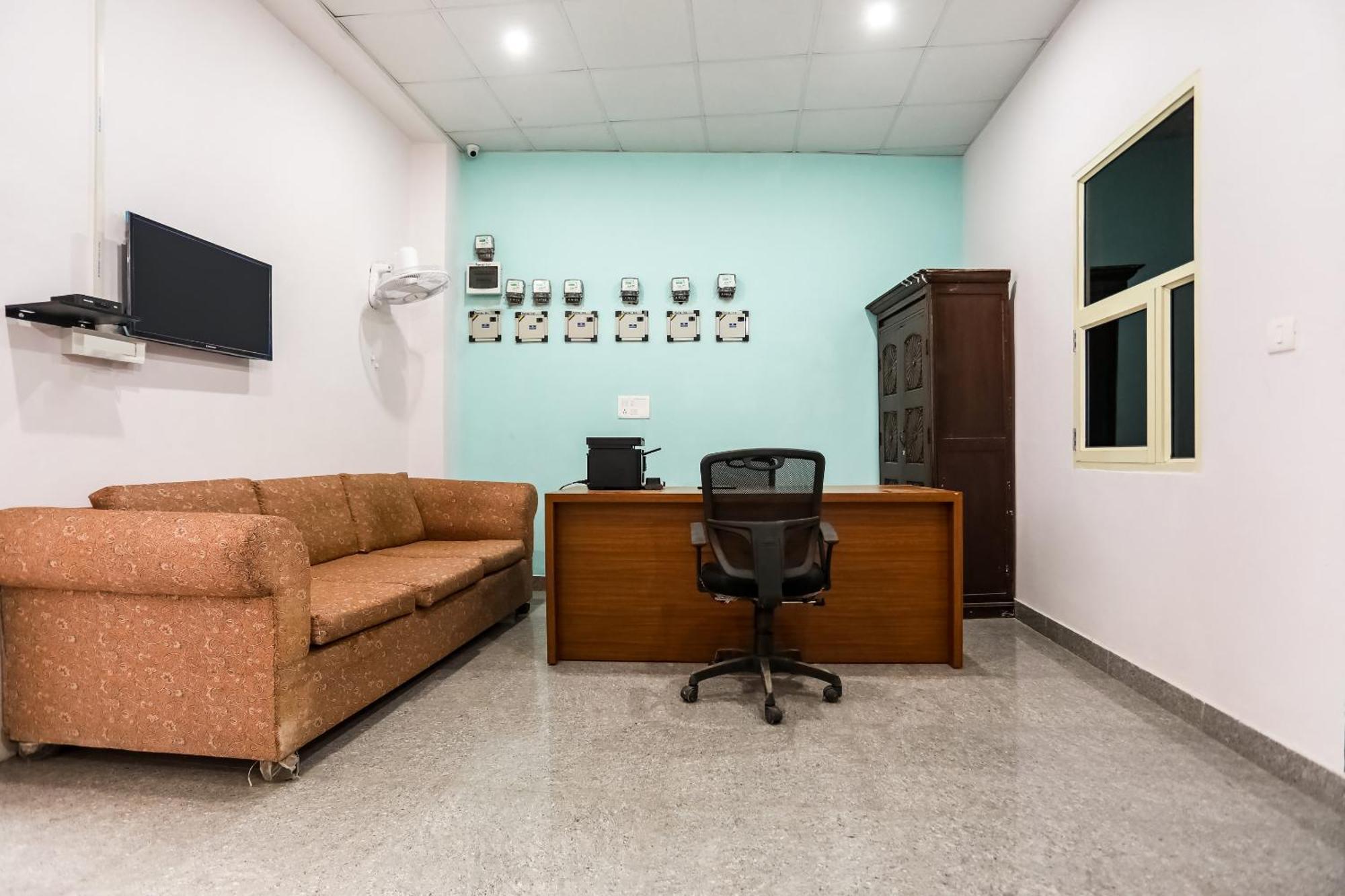 Hotel O Rbs Hotel Bahora Екстер'єр фото