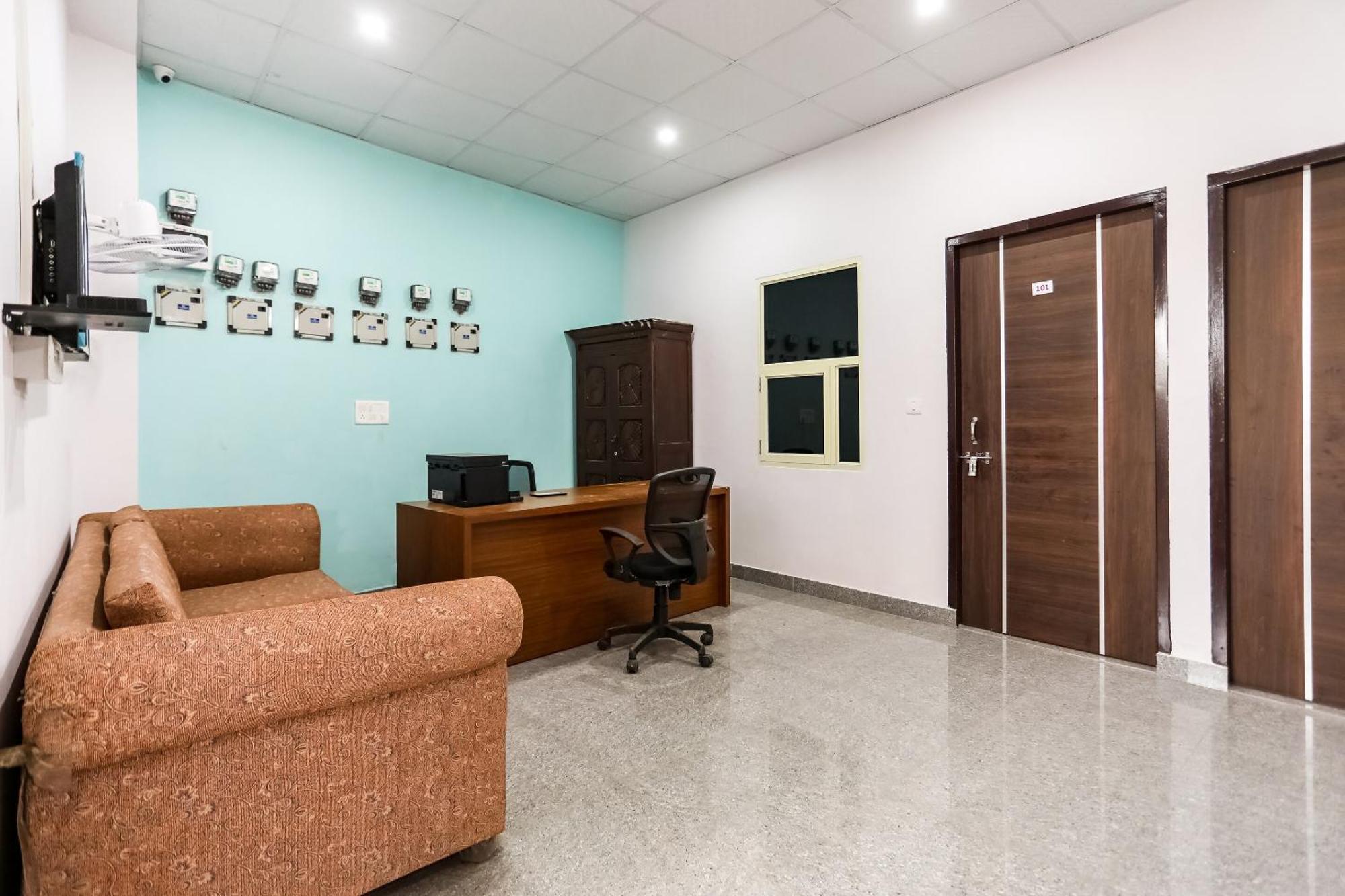 Hotel O Rbs Hotel Bahora Екстер'єр фото