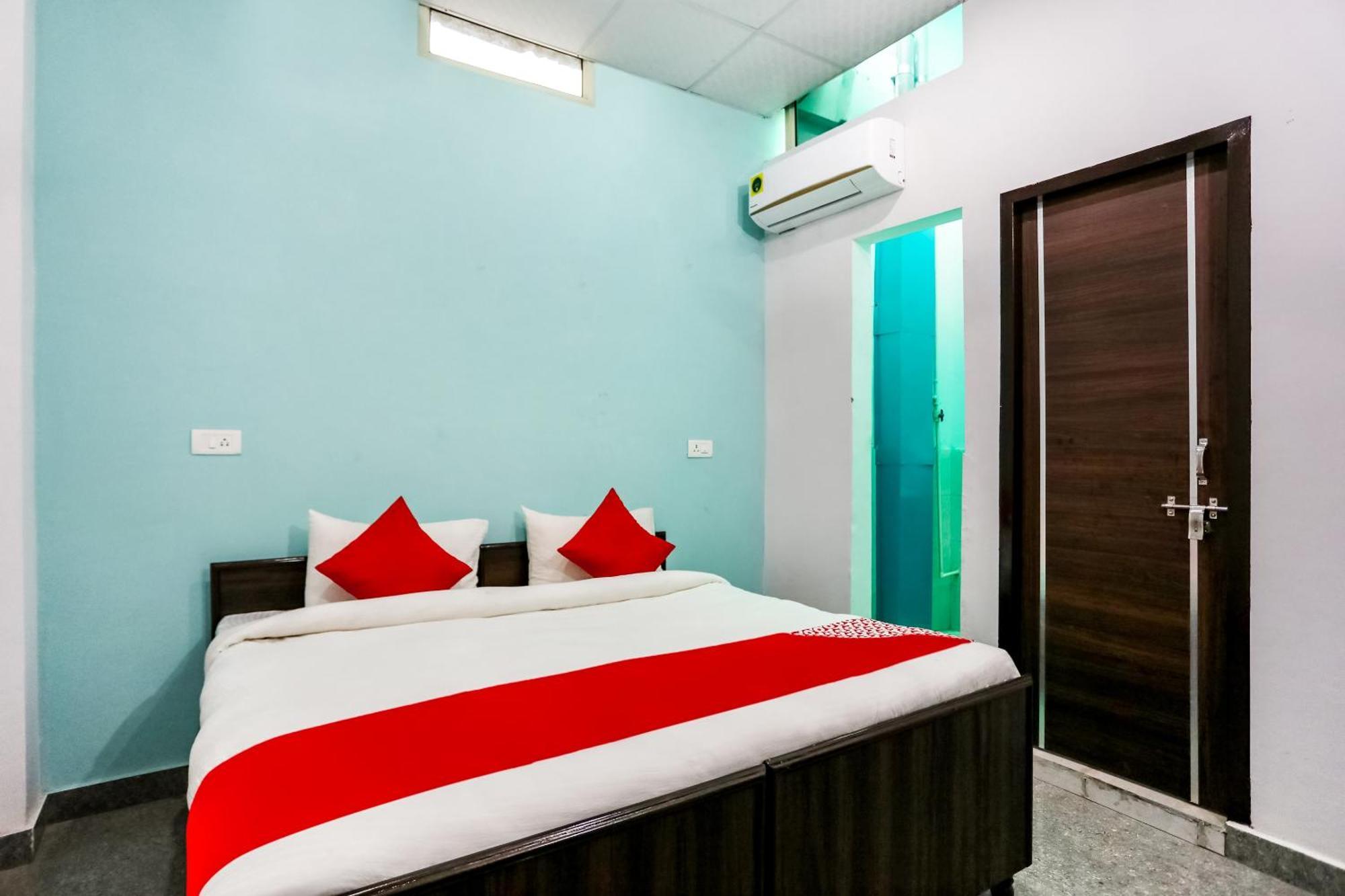 Hotel O Rbs Hotel Bahora Екстер'єр фото